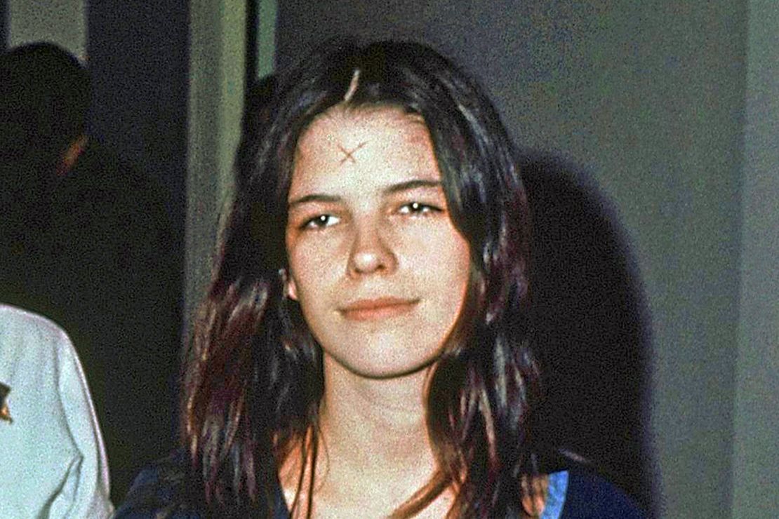 Leslie Van Houten is seen in a Los Angeles lockup in this March 29, 1971, file photo.