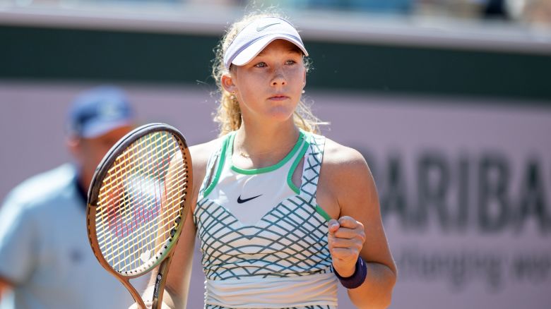 PARIS, FRANCE - JUNE 1.  Mirra Andreeva of Russia during her match against Diane Parry of France in the second round of the singles competition on Court Simonne-Mathieu during the 2023 French Open Tennis Tournament at Roland Garros on June 1st, 2023, in Paris, France. (Photo by Tim Clayton/Corbis via Getty Images)