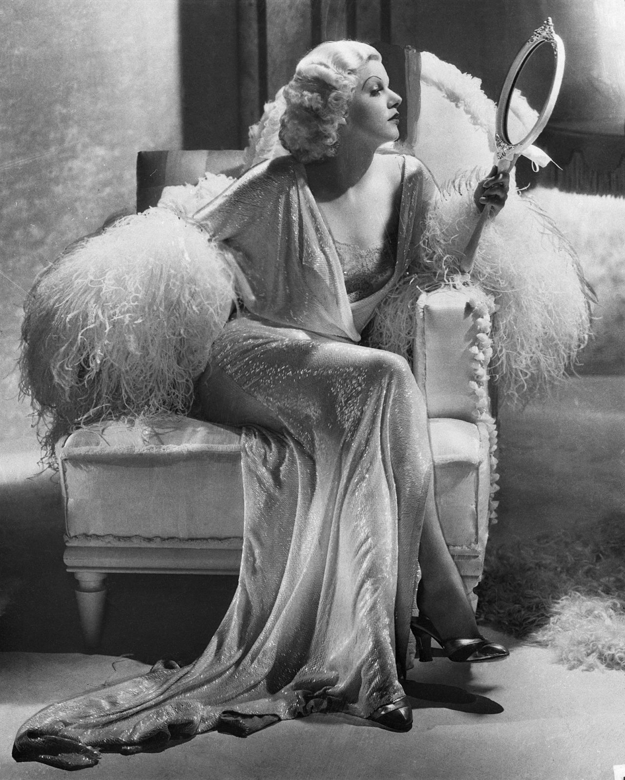 (Original Caption) Photo of Jean Harlow, motion picture star, who was recently married to Harold =d G. Rosson, cameraman.