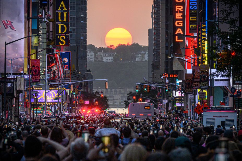 The sun sets in New York during the <a href="https://www.cnn.com/travel/article/manhattanhenge-may-2023-scn/index.html" target="_blank">"Manhattanhenge" phenomenon</a> on Tuesday, May 30. Manhattanhenge happens just a few times each year, when the sun rises or sets parallel to the city street grid in New York's Manhattan borough.
