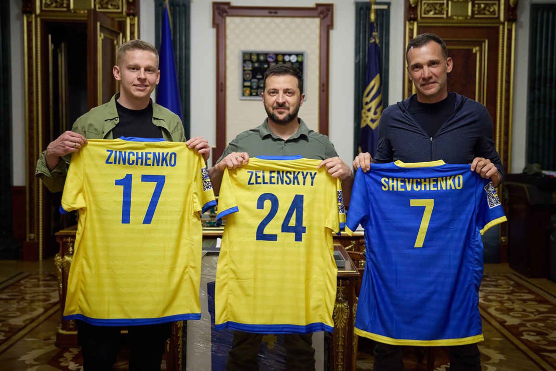 Zinchenko and Shevchenko meet with Ukrainian President Volodymyr Zelenskyy.