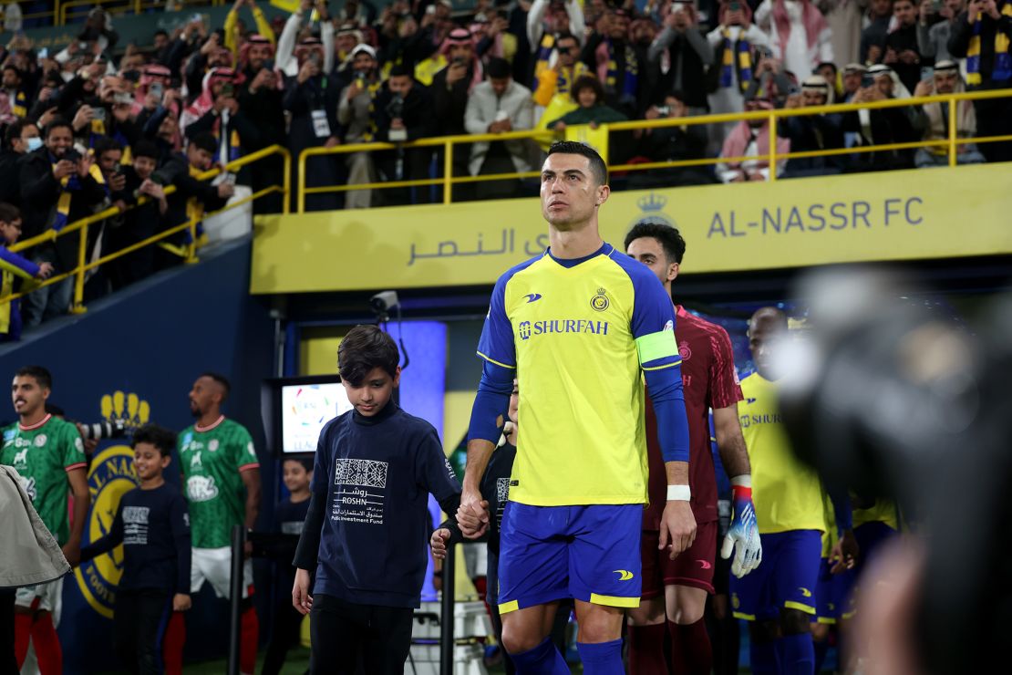 RIYADH, SAUDI ARABIA - JANUARY 22: Cristiano Ronaldo of Al Nassr leads the team out prior to the Saudi Pro League match between Al Nassr and Al-Ittifaq Club at Mrsool Park Stadium on January 22, 2023 in Riyadh, Saudi Arabia. (Photo by Yasser Bakhsh/Getty Images)