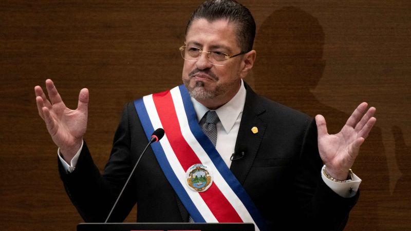 Байдън ще бъде домакин на президента на Коста Рика, докато миграцията в Западното полукълбо достига нови рекорди