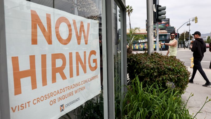 NextImg:With these many jobs, do we no longer have to worry about a recession? | CNN Business