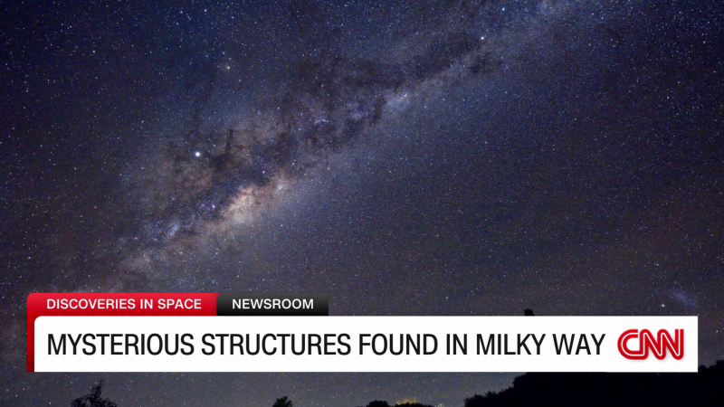 International team discovers mysterious structures at heart of Milky Way | CNN