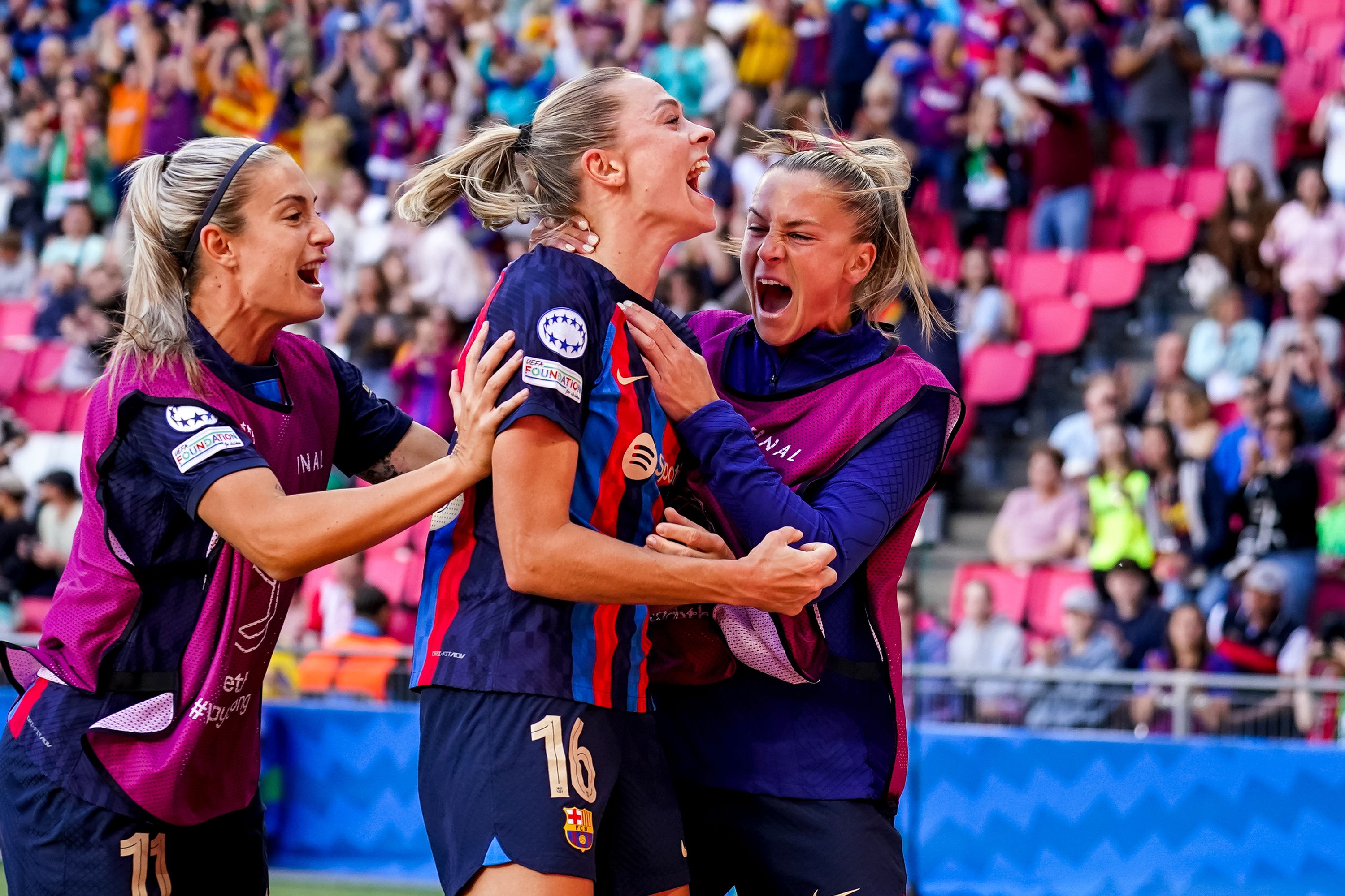 Women's Champions League: Salma Paralluelo's brace leads Barcelona to  comeback victory over Frankfurt