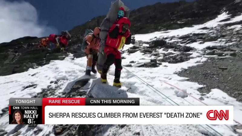Climbing guide Gelje Sherpa rescues Malaysian climber from Everest “Death Zone” | CNN