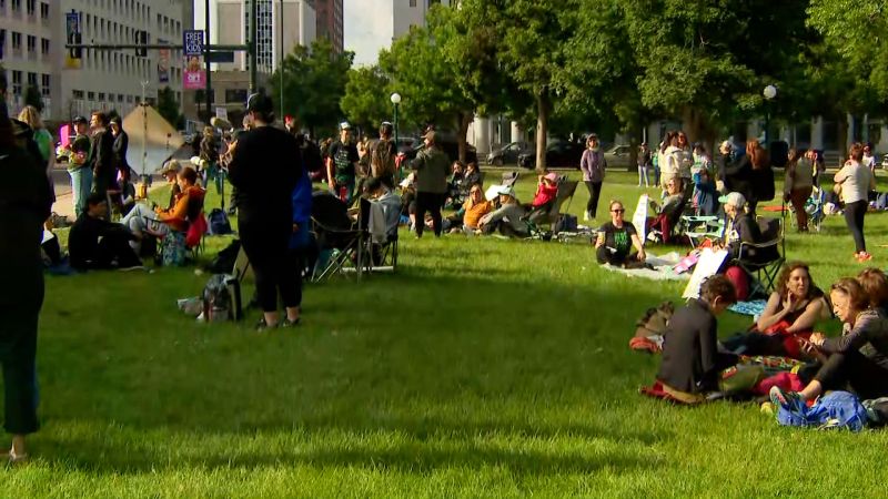 NextImg:Hundreds of White women gather at Colorado Capitol after plea from women of color to use their 'privilege' to demand action on gun violence | CNN