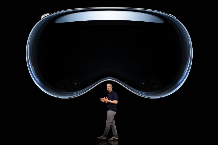 Apple CEO Tim Cook Saw The Company's AR Glasses As A 'Key Objective' But  The Technology Was 'Too Elusive