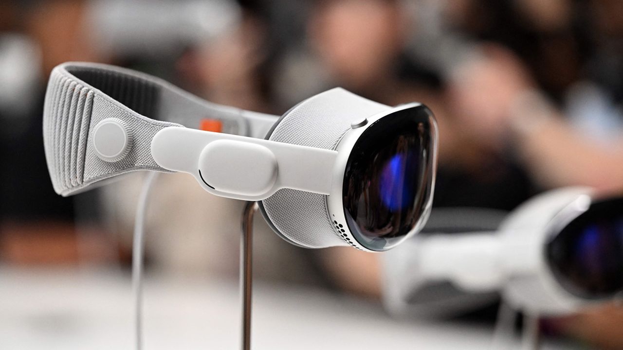 Apple on Monday unveiled its first-ever virtual reality headset, challenging Facebook-owner Meta in a market that has yet to gain widespread consumer adoption.
