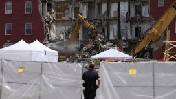 01 davenport iowa apartment collapse 060523