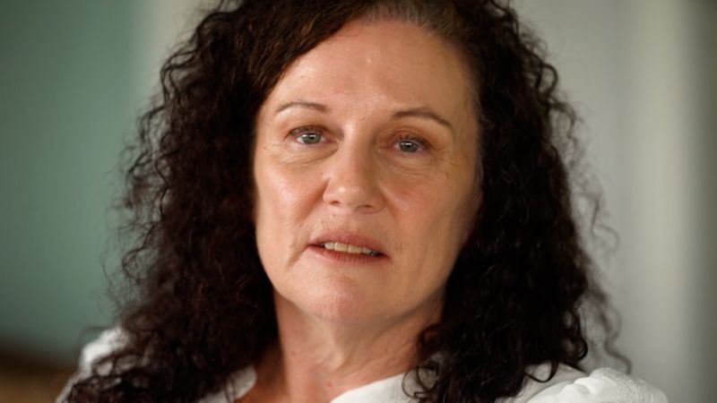 Kathleen Folbigg: Dört çocuğunun ölümü nedeniyle haksız yere 20 yıl hapis cezasına çarptırılan annenin mahkumiyet kararları bozuldu