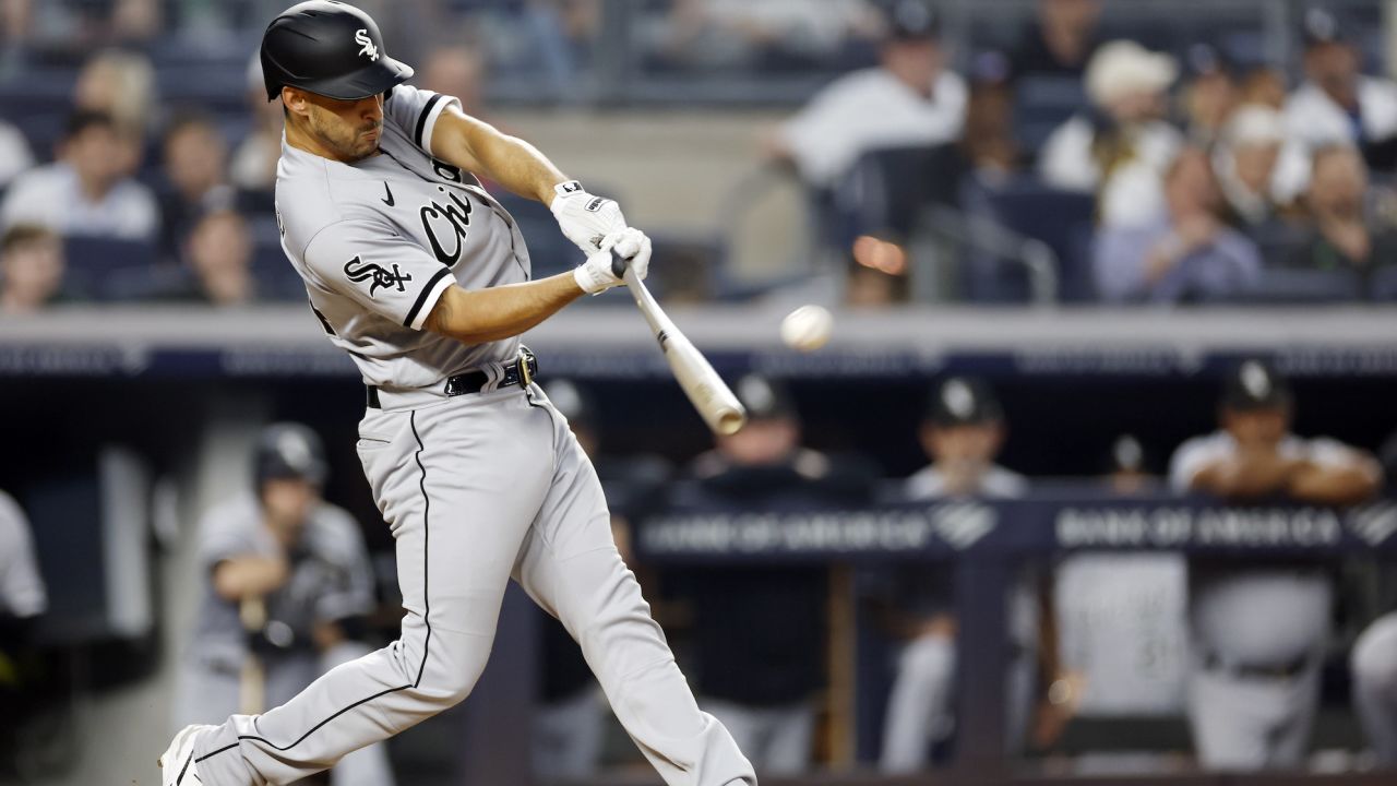New York Yankees host White Sox in smokeshrouded game following