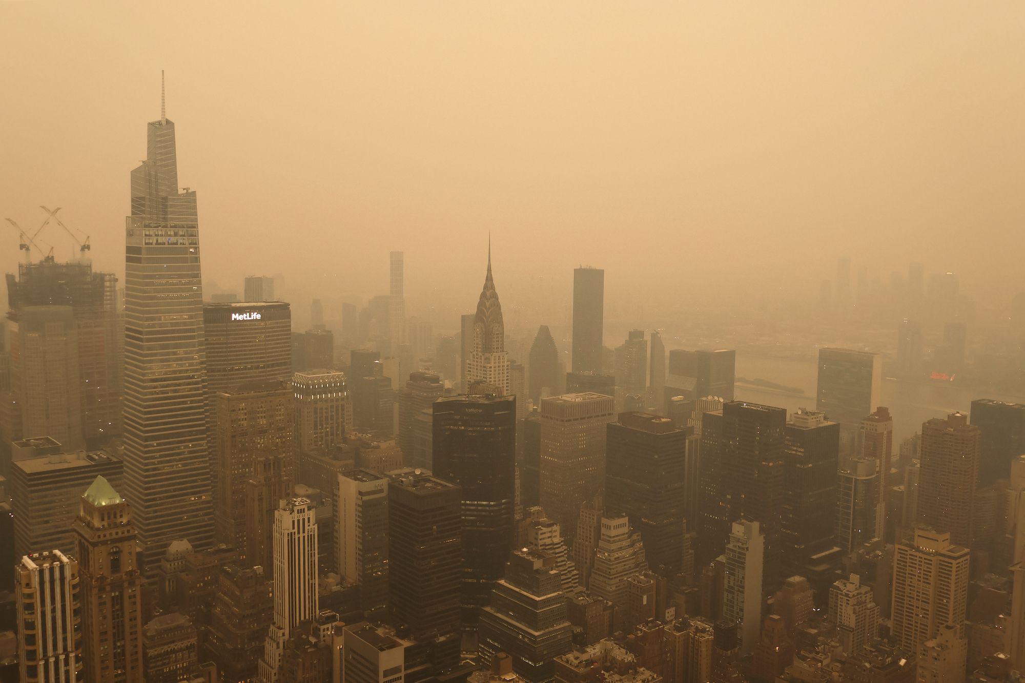 Intense smoke fills NYC and forces a 'code red' in Philadelphia as millions  from the East Coast to Canada suffer from Quebec's wildfires