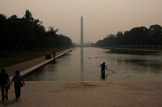Smoke blankets the Lincoln Memorial Reflecting Pool and the National Mall on June 7.