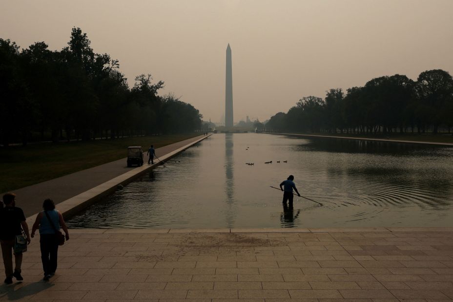 Smoke blankets the Lincoln Memorial Reflecting Pool and the National Mall on June 7.