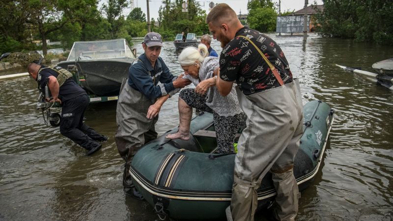 Photos: The collapse of Ukraine's Nova Kakhovka dam | CNN