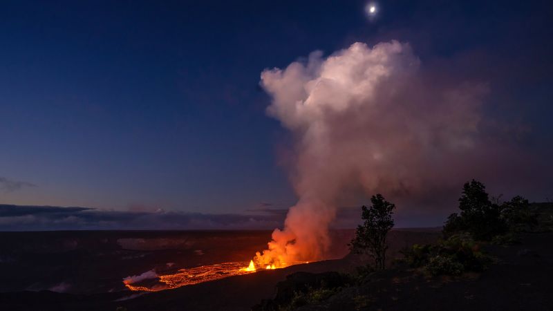 Alert Level Lowered For Hawaii’s Erupting Kilauea Volcano As Thousands ...