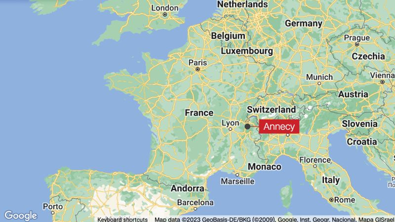 Ataque con cuchillo en Annecy Francia: seis heridos, incluidos niños, dicen las autoridades