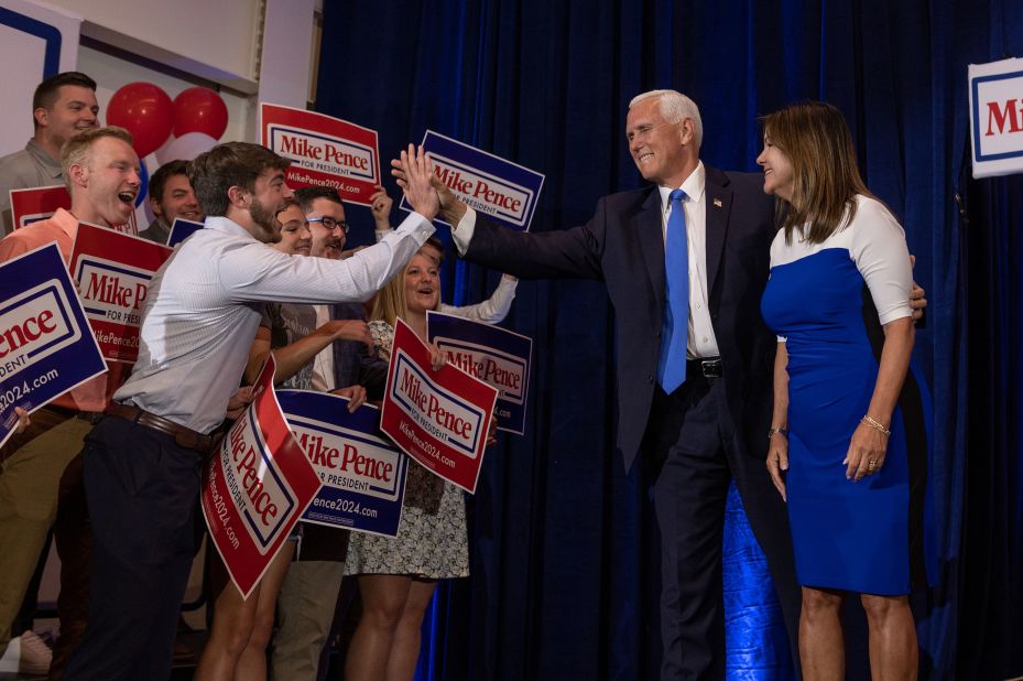 Former US Vice President <a href="http://www.cnn.com/2016/07/14/politics/gallery/mike-pence/index.html" target="_blank">Mike Pence</a> and his wife, Karen, attend an event in Ankeny, Iowa, where he <a href="https://www.cnn.com/2023/06/07/politics/pence-2024-presidential-campaign/index.html" target="_blank">formally announced his presidential bid</a> on Wednesday, June 7.