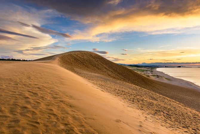 <strong>Tottori:</strong> In the rural San'in region, these sand dunes are the closest thing Japan has to a desert. They've long been the area's most popular tourist attraction. 