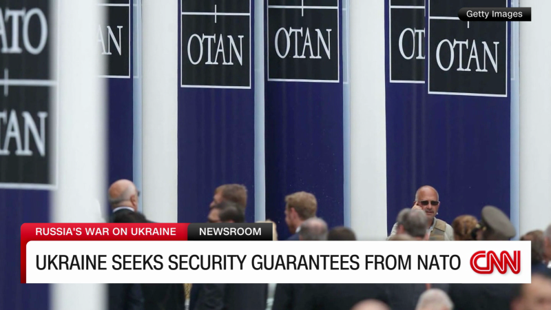 NextImg:NATO countries vow security guarantees for Ukraine, but membership timeline uncertain | CNN