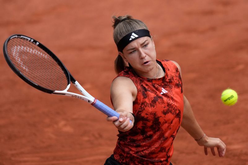 French Open Iga Świątek wins second successive title wth thrilling victory over Karolína Muchová CNN