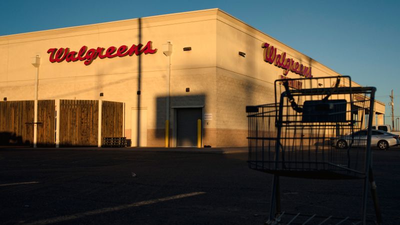Read more about the article New Mexico and Walgreens reach $500 million opioid settlement – CNN