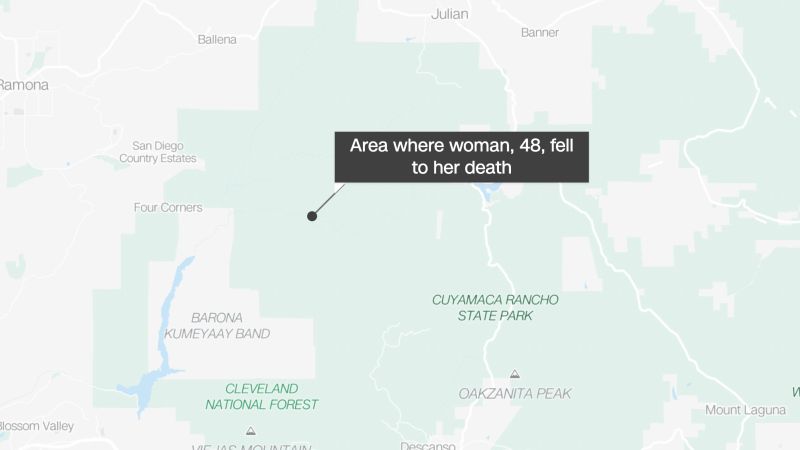 NextImg:A California woman fell to her death at a popular hiking area while trying to rescue a teenage girl who slipped, authorities say | CNN