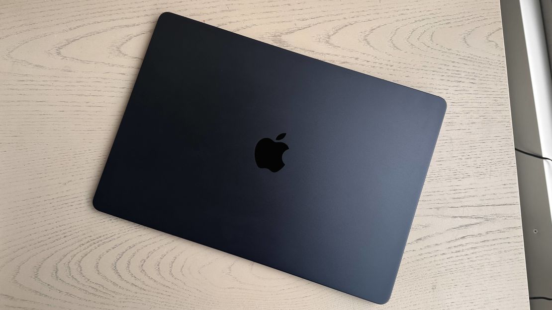 macbook air 15 review cnnu 10