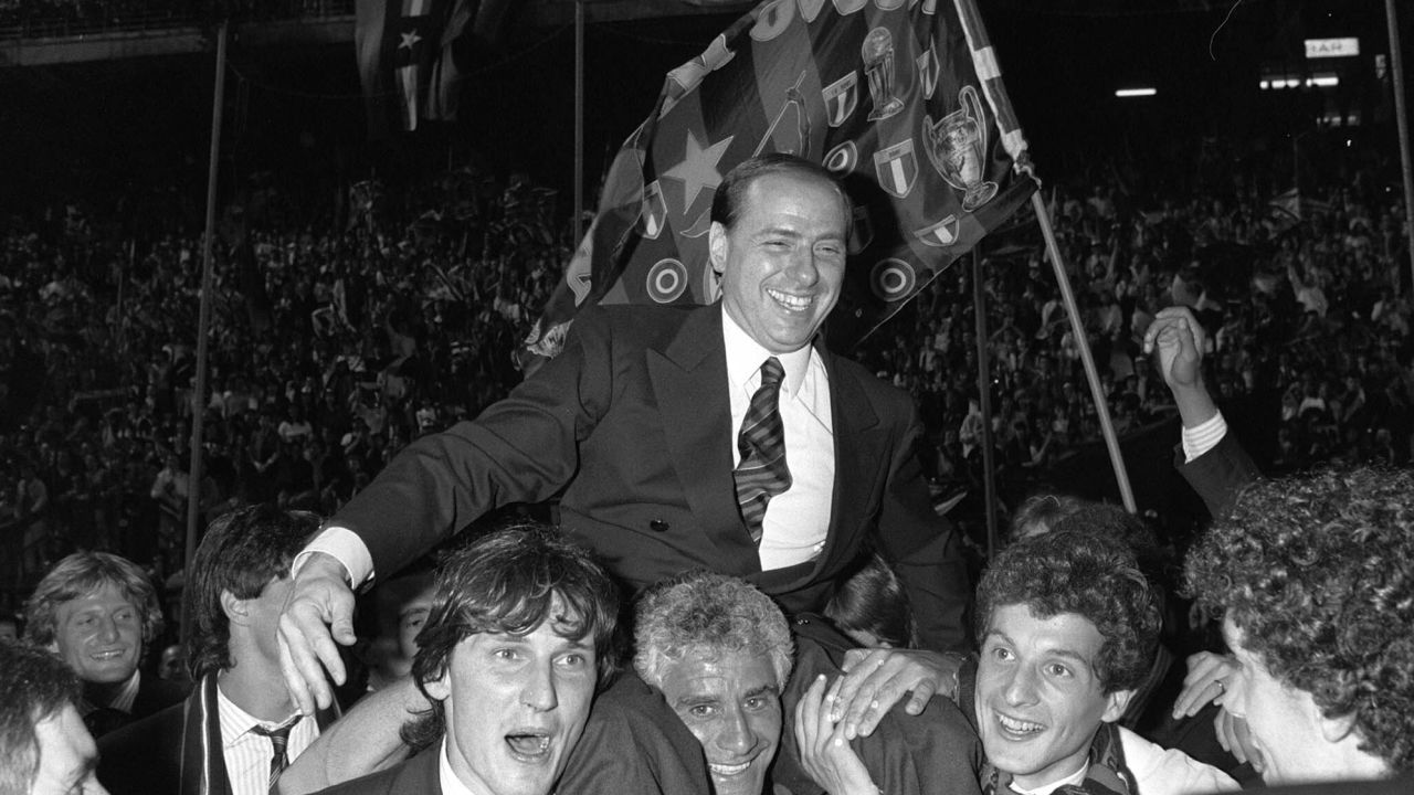 AC Milan players won the Italian championship in 1988 when Silvio Berlusconi was the club‍‍`s president.