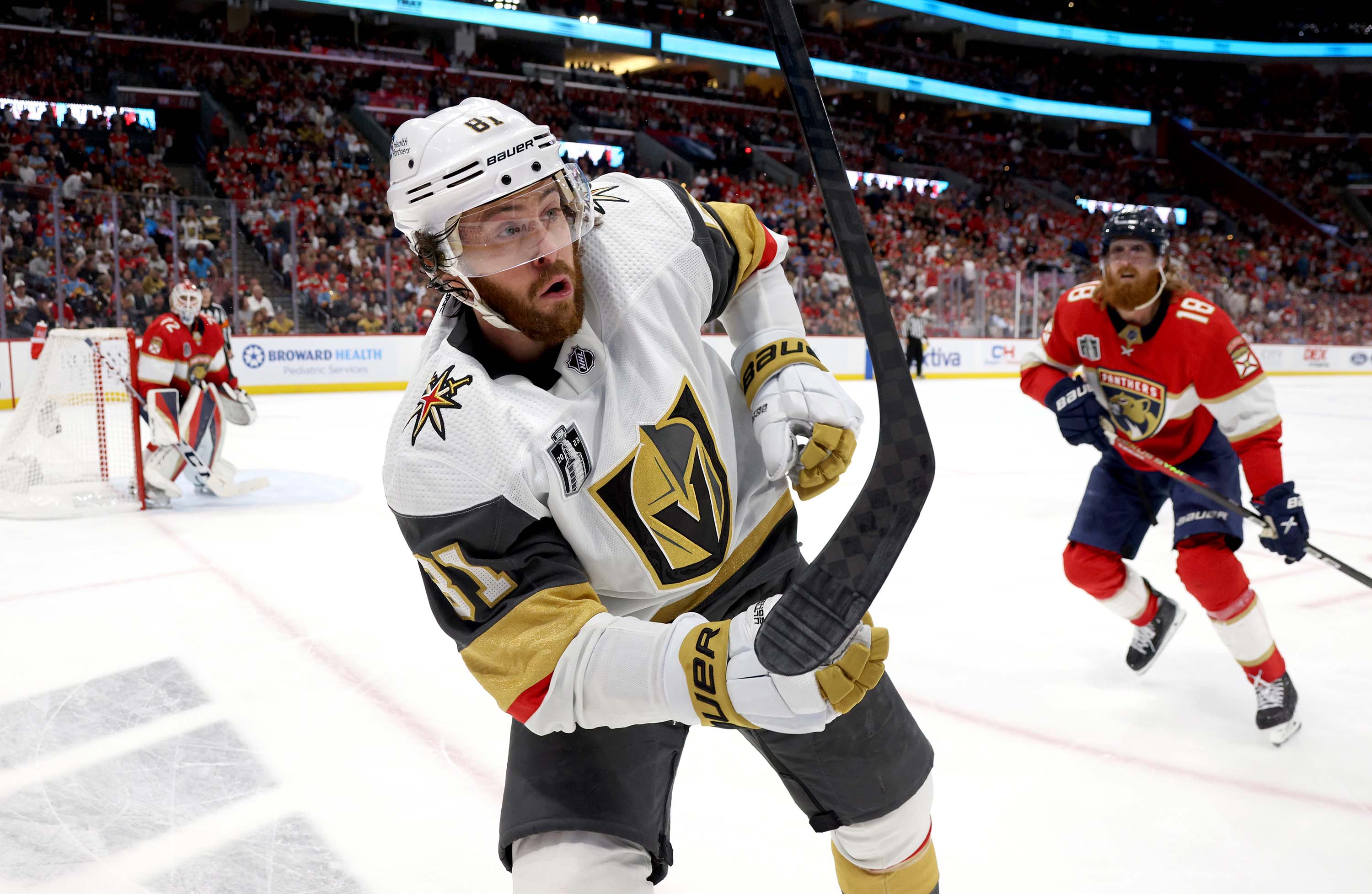 Golden Knights hold off Panthers 3-2, one win from Stanley Cup