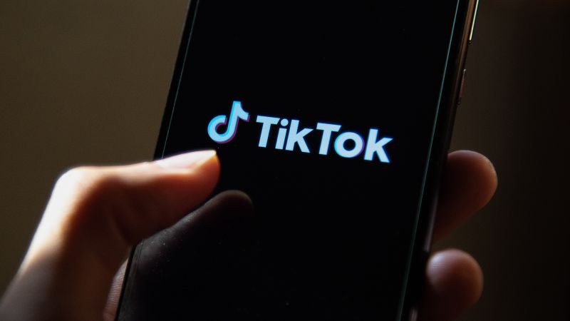 NextImg:First on CNN: New bipartisan bill in Senate could address TikTok security concerns without a ban | CNN Business