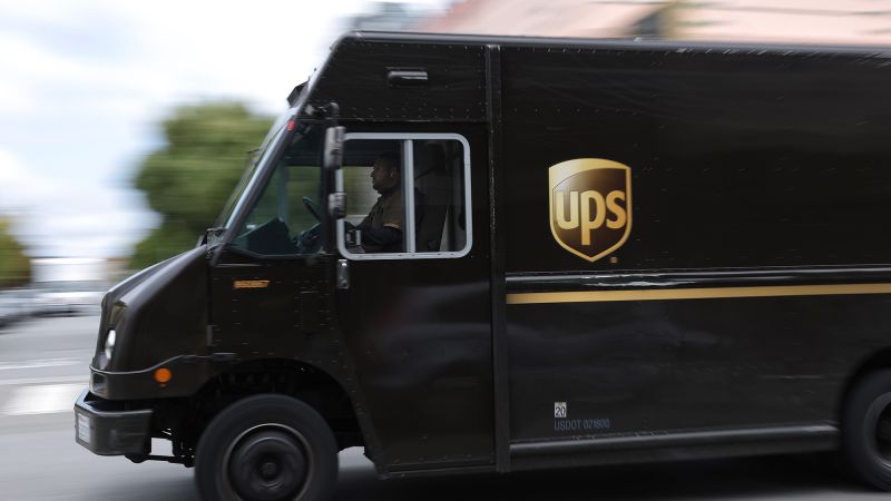 NextImg:UPS, Teamsters reach deal on air conditioning delivery vans, a key issue in contract talks | CNN Business