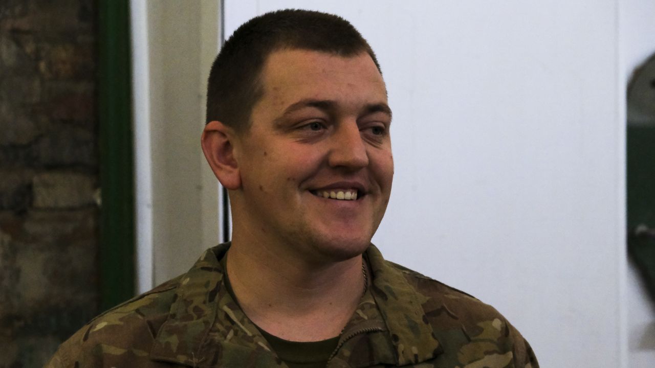 El teniente coronel Vasyl Matyiev dice que la contraofensiva de Ucrania va según lo planeado y agrega que