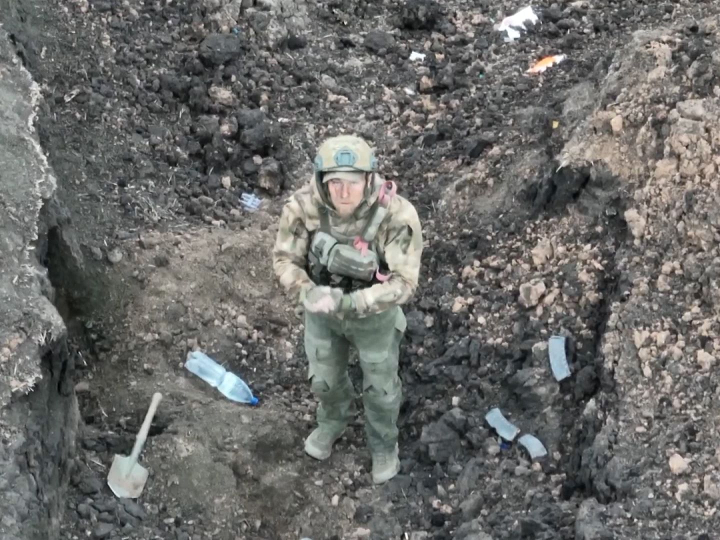Russian soldier surrendered to Ukrainian drone on Bakhmut ...