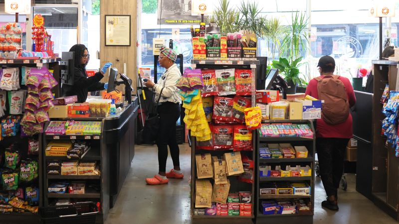 NextImg:Americans are feeling much better about inflation | CNN Business