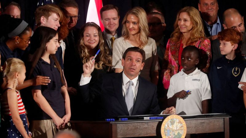 NextImg:DeSantis signs record Florida budget, a campaign-ready spending plan boosted by federal dollars | CNN Politics