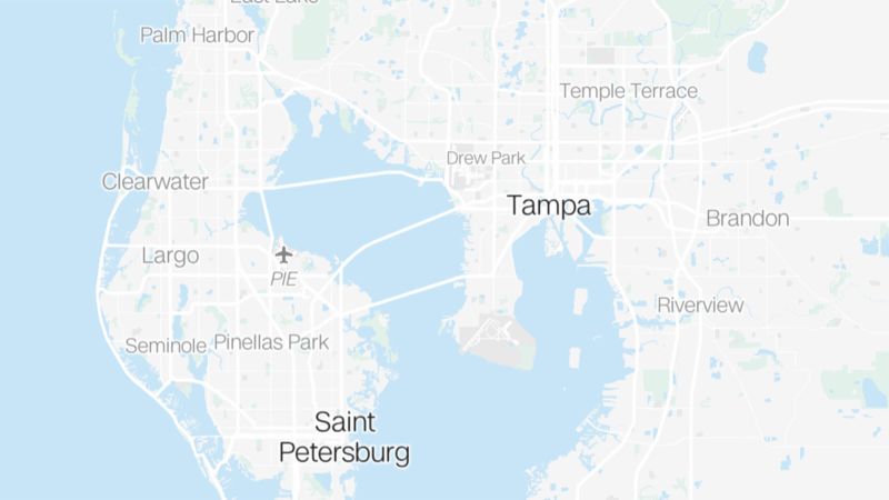 NextImg:5 dogs die in RV fire at Florida dog show | CNN