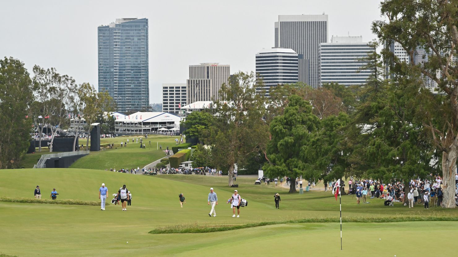 The first round of the 123rd US Open got underway at Los Angeles Country Club, California on Thursday.