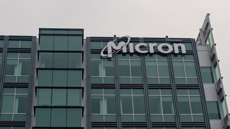 NextImg:Micron invests another $600 million in China despite partial sales ban | CNN Business