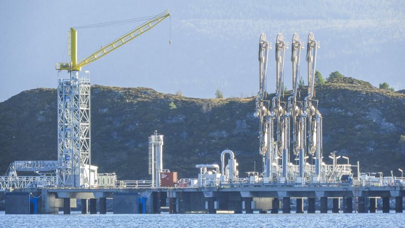 NextImg:European gas prices are soaring again. Full tanks should avert a new energy crisis | CNN Business
