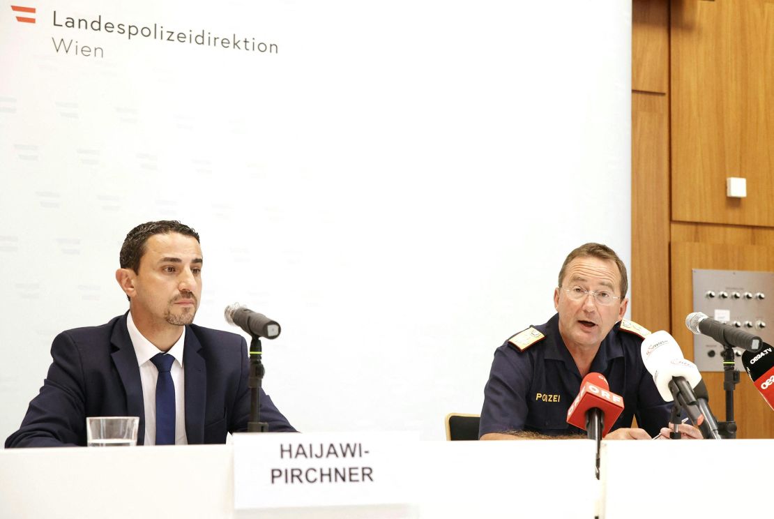 Director of Austria's domestic intelligence agency DSN Omar Haijawi-Pirchner and president of the Vienna Police Gerhard Pürstl during the press conference on on Sunday. 