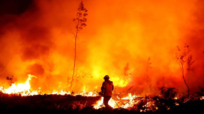 NextImg:Heat, drought and fire: Europe's year of extremes in 2022 will not be a 'one-off,' new report finds | CNN