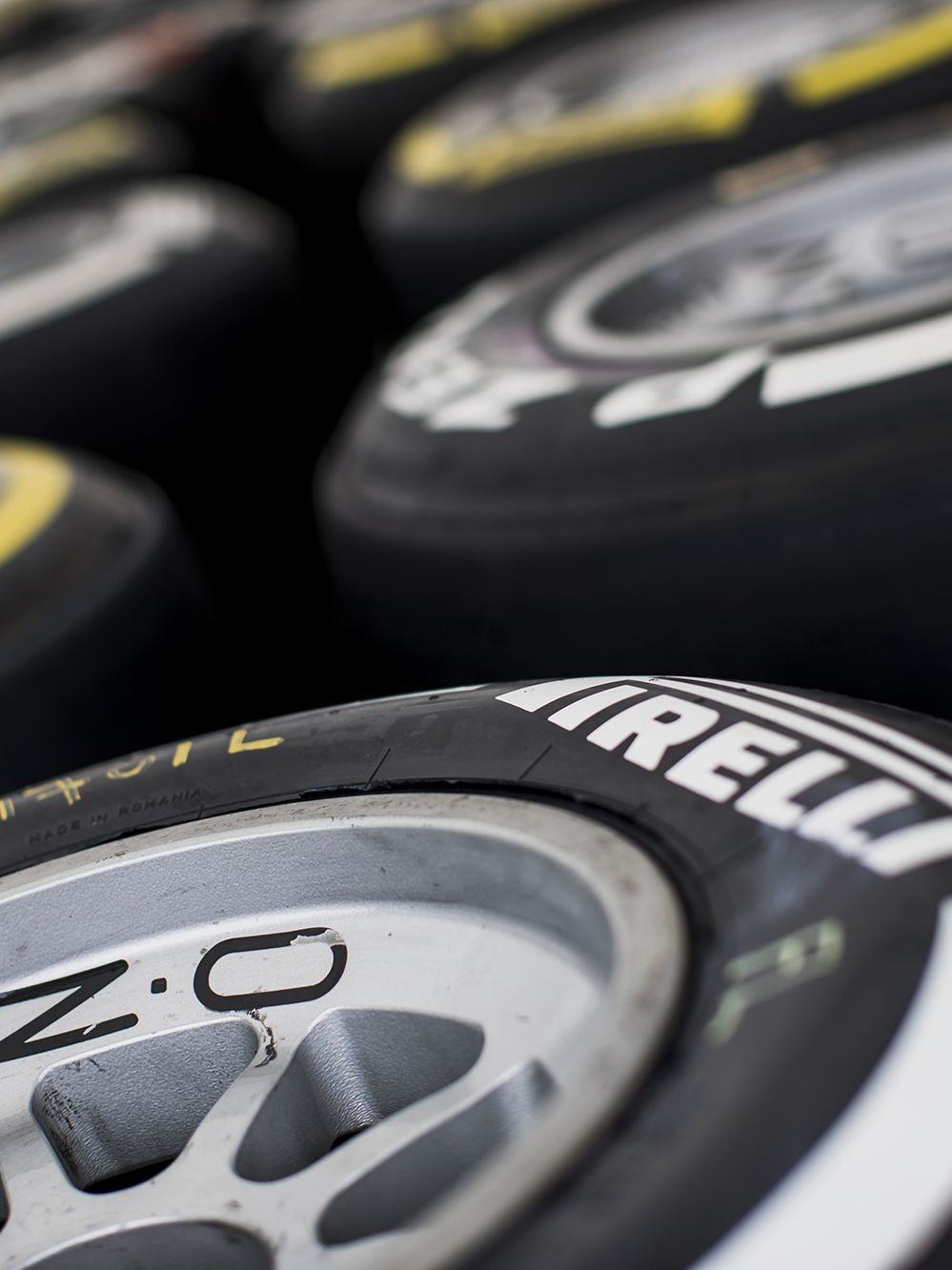 subtítulo Político ligero Pirelli: Italy ties China's hands over fears about chip technology | CNN Business subtítulo Político ligero Pirelli: Italy ties China's hands over fears about chip technology | CNN Business
