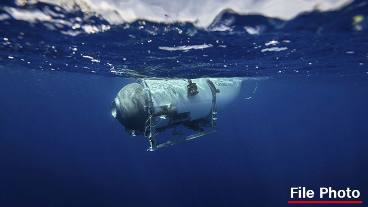 زیردریایی OceanGate Titan در یک عکس بدون تاریخ دیده می شود.