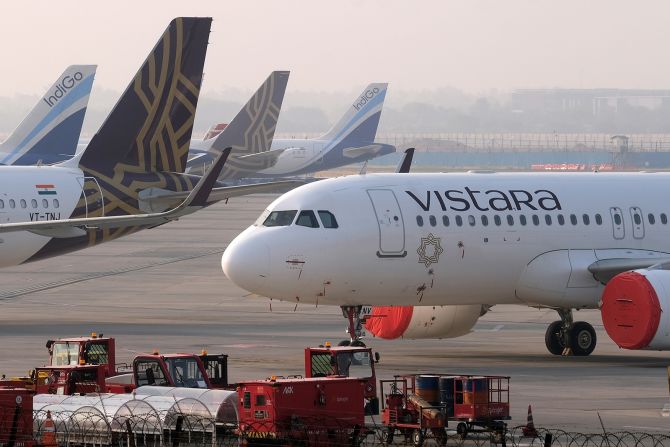 <strong>16. Vistara: </strong>Vistara won Best Airline in India/South Asia and Best Airline Staff Service in India/South Asia. 