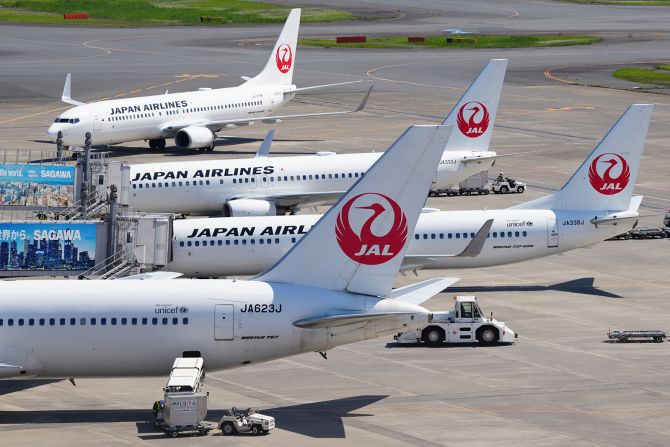 <strong>5. Japan Airlines: </strong>The No. 5 airline globally ranked No. 1 in Economy Class, winning the award for the World's Best Economy Class as well as the award for the World's Best Economy Class seat.