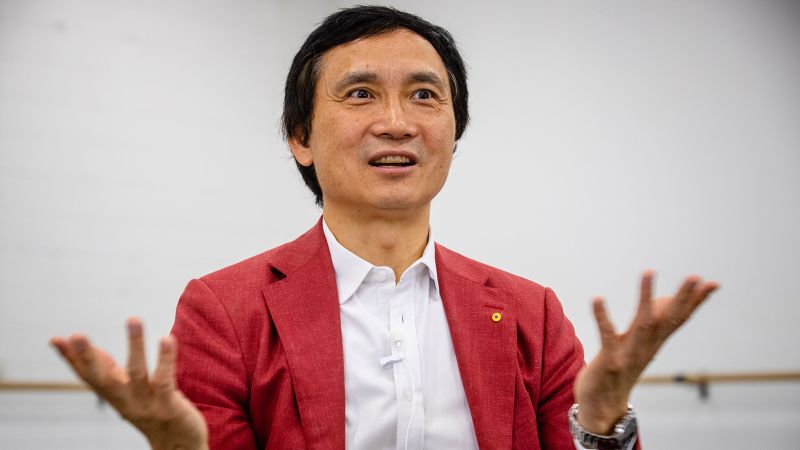 NextImg:Li Cunxin, 'Mao's Last Dancer,' to step away from ballet due to 'serious health concerns' | CNN