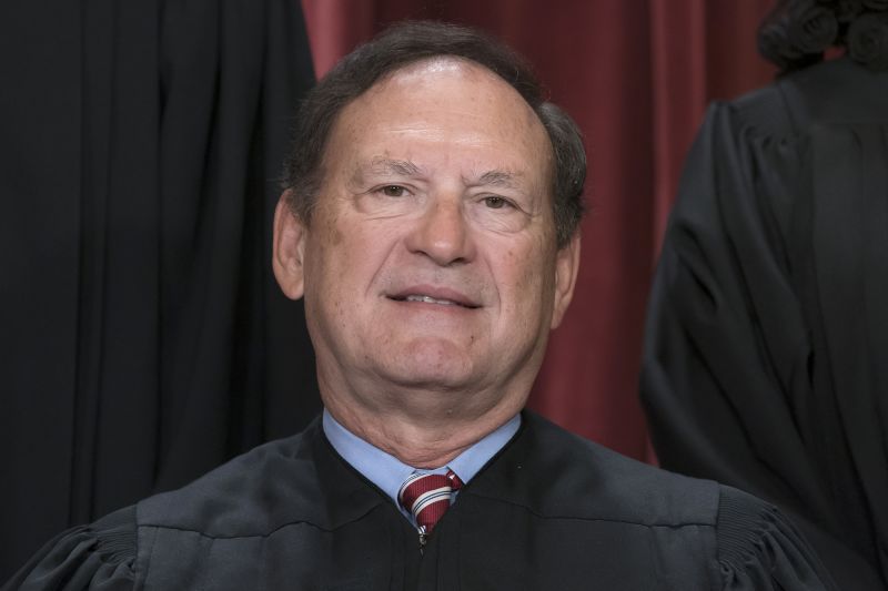 Samuel alito 2025 supreme court justices